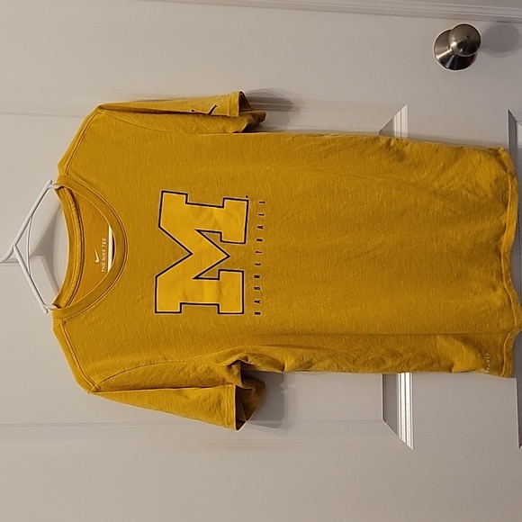University of Michigan Basketball Nike Dri-fit Tee-Mens Small - Picture 1 of 3